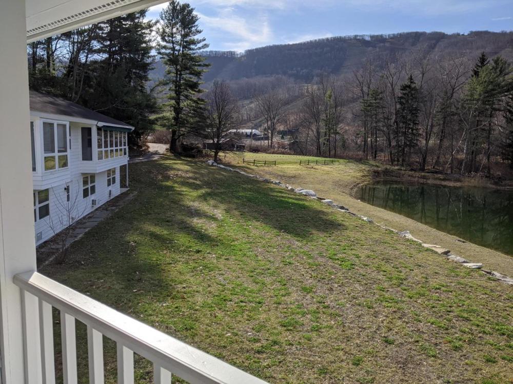 Catamount Lodging Hillsdale Экстерьер фото