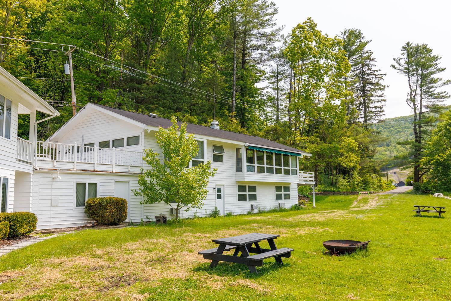Catamount Lodging Hillsdale Экстерьер фото